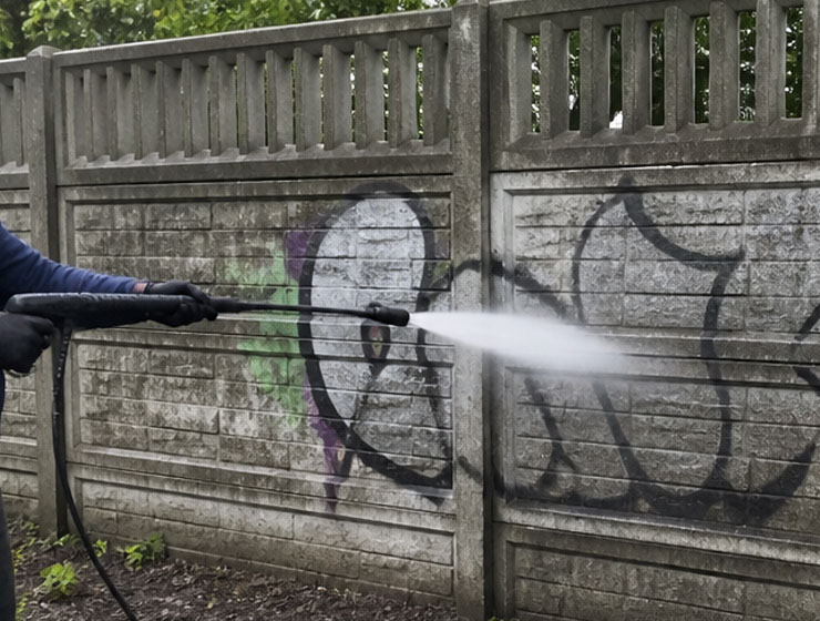 Usuwanie graffiti